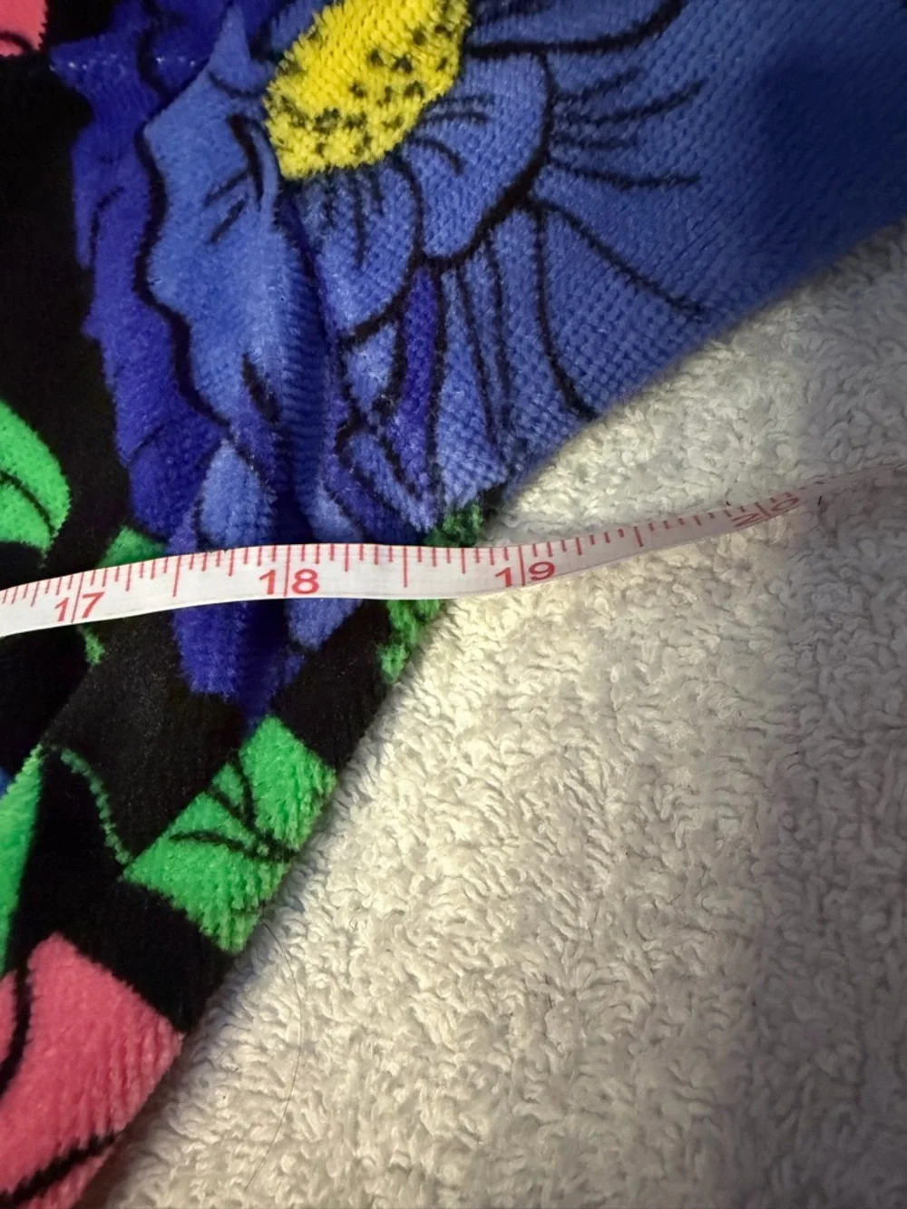 Betsey Johnson Intimates Robe Terry Cloth Retro Neon Whimsical Ruffle Floral 90s - Picture 10 of 10